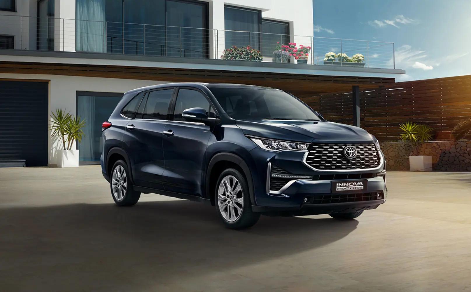 2024 Toyota Innova Hycross SUV Price -  Images, Features, Colours & Reviews