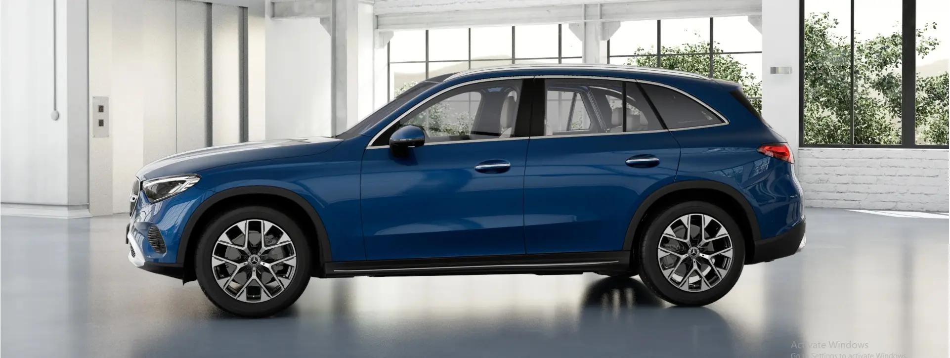 Mercedes-Benz GLC Left Side View Mercedes-Benz GLC Left Side View