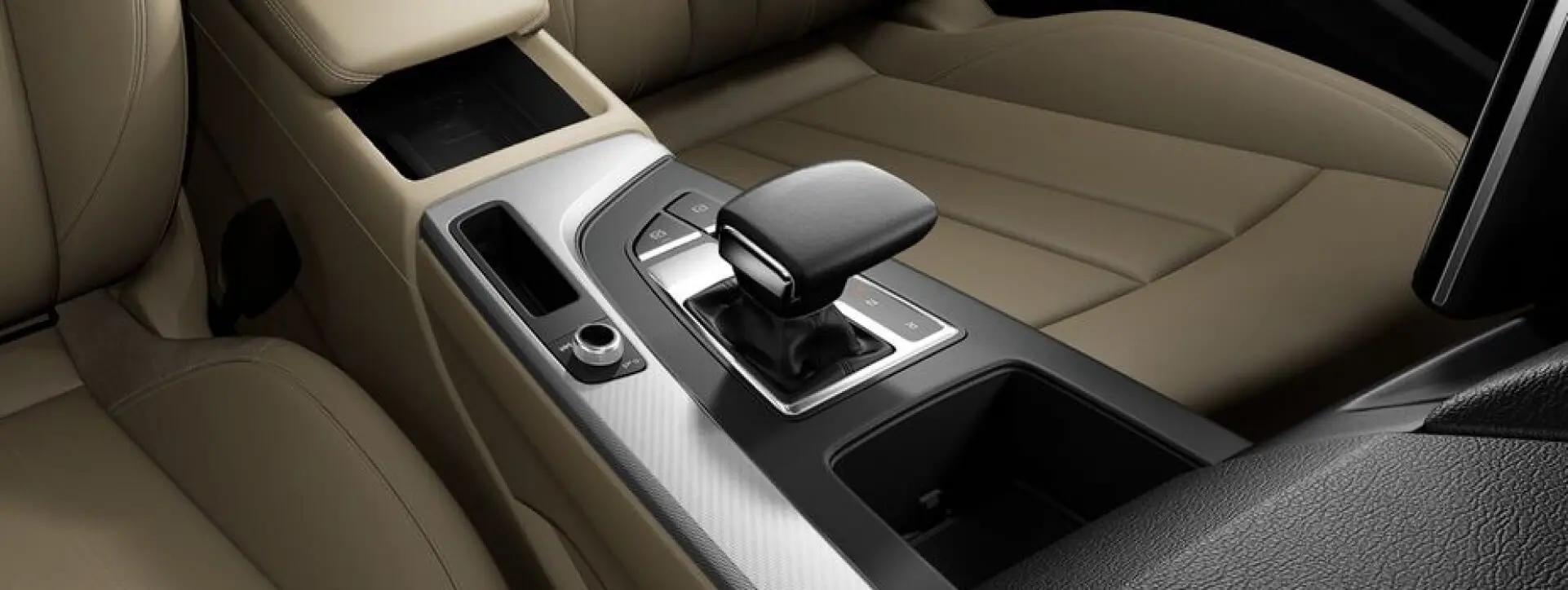 Audi A4 Front View Gear Shifter/Gear Shifter Stalk Audi A4 Front View Gear Shifter/Gear Shifter Stalk