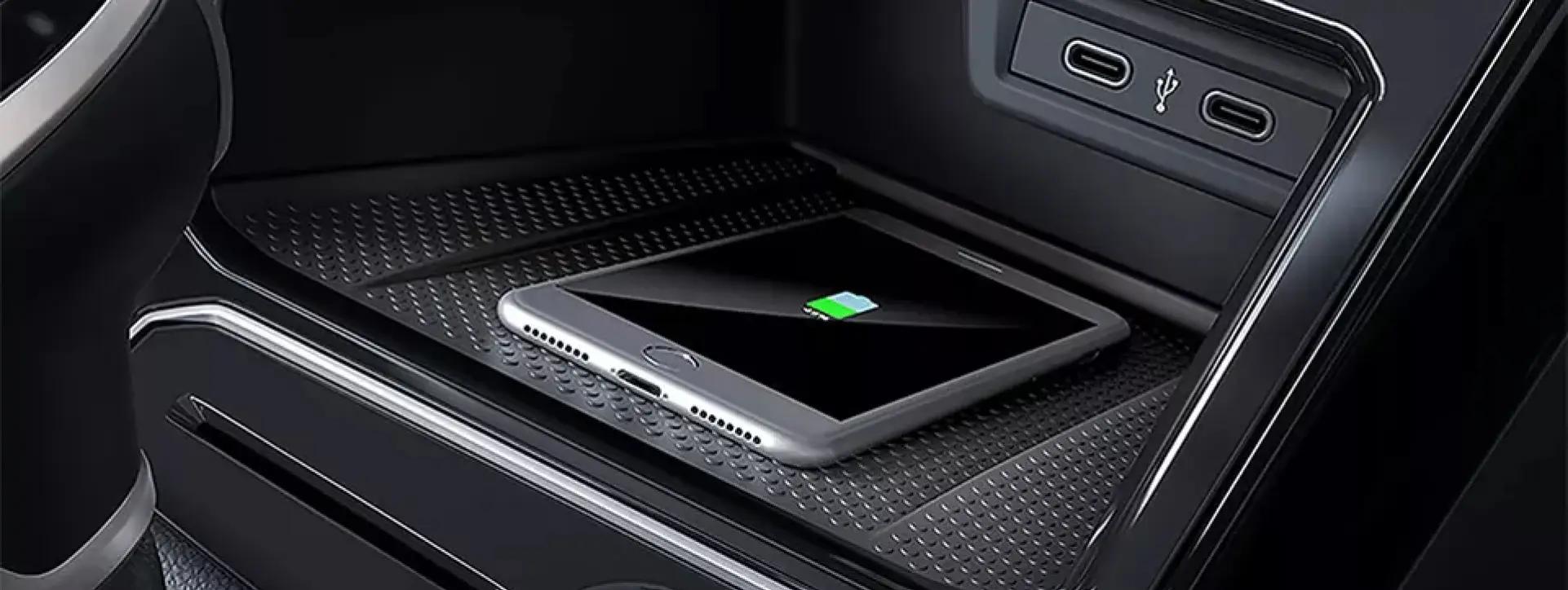 Volkswagen Virtus Wireless Charging Pad Volkswagen Virtus Wireless Charging Pad