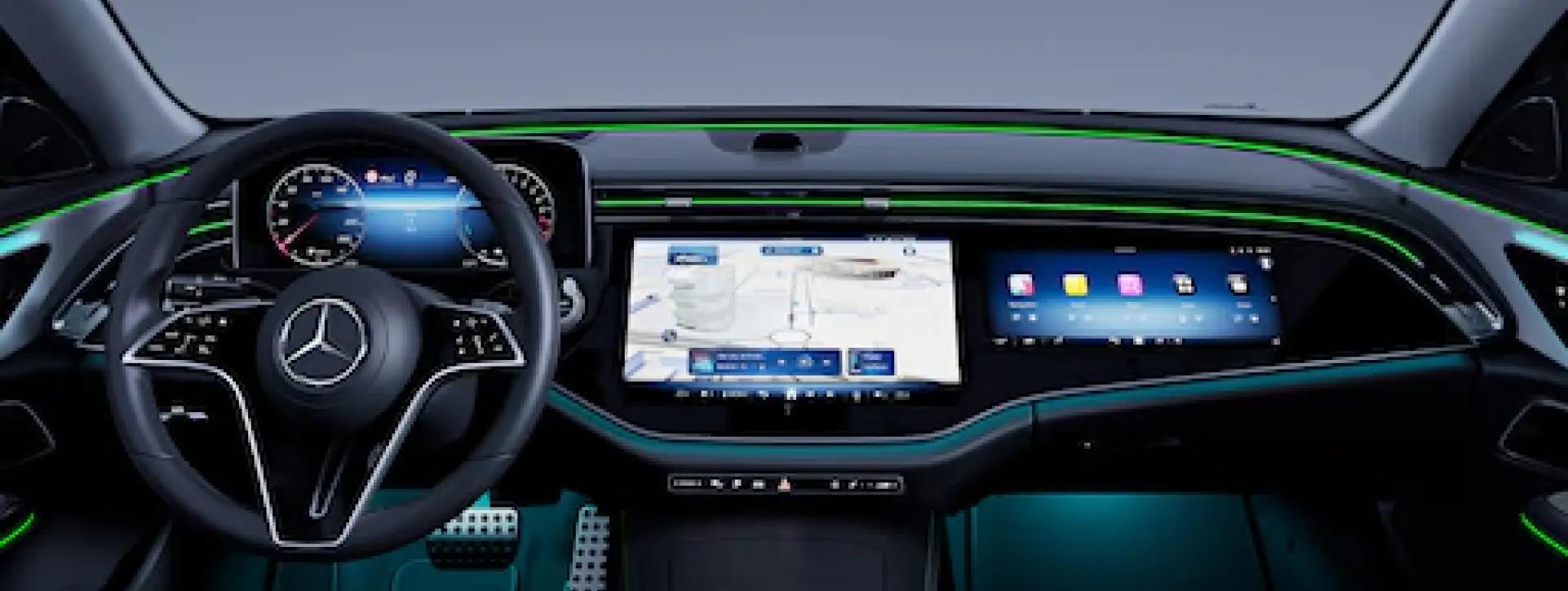 Mercedes-Benz E-Class LWB Dashboard Mercedes-Benz E-Class LWB Dashboard