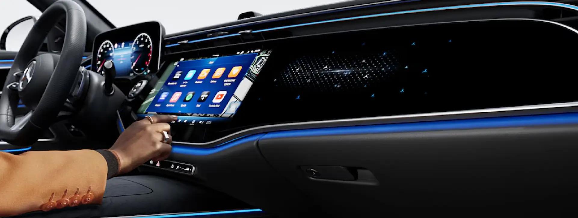 Mercedes-Benz E-Class LWB Infotainment System Mercedes-Benz E-Class LWB Infotainment System