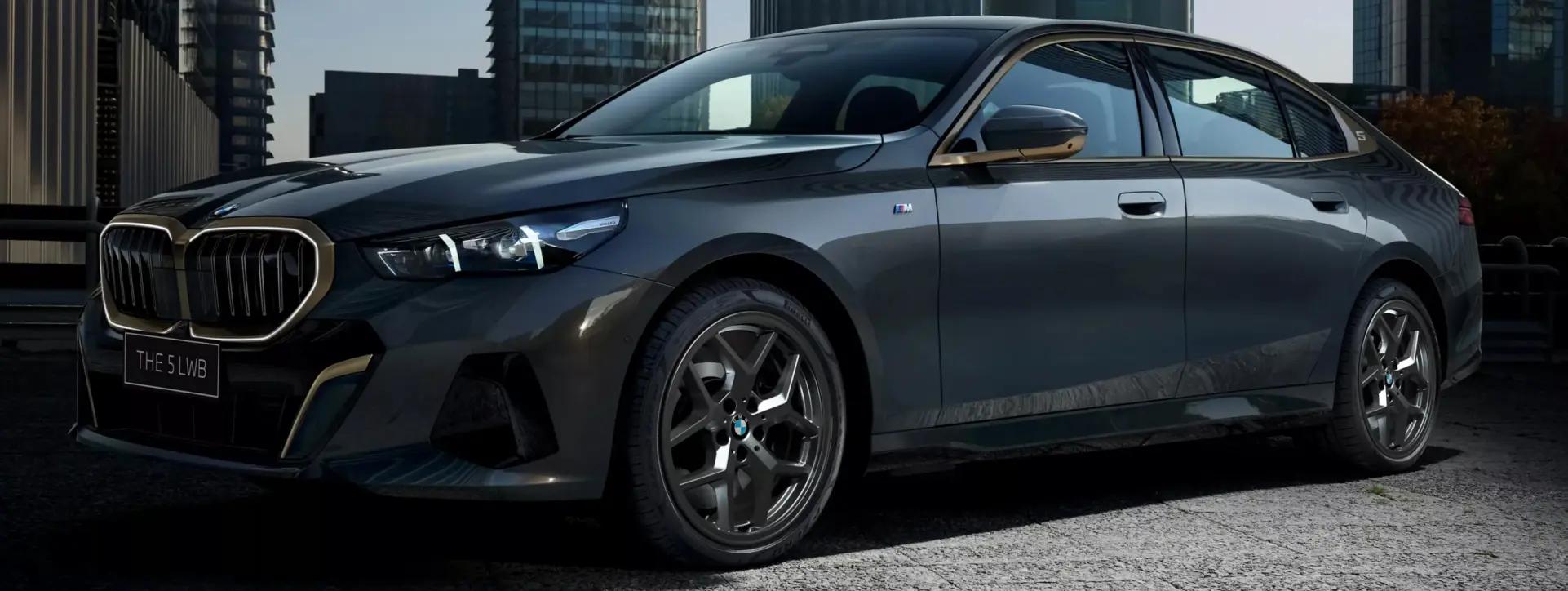 BMW 5 Series Front Left Quarter View BMW 5 Series Front Left Quarter View