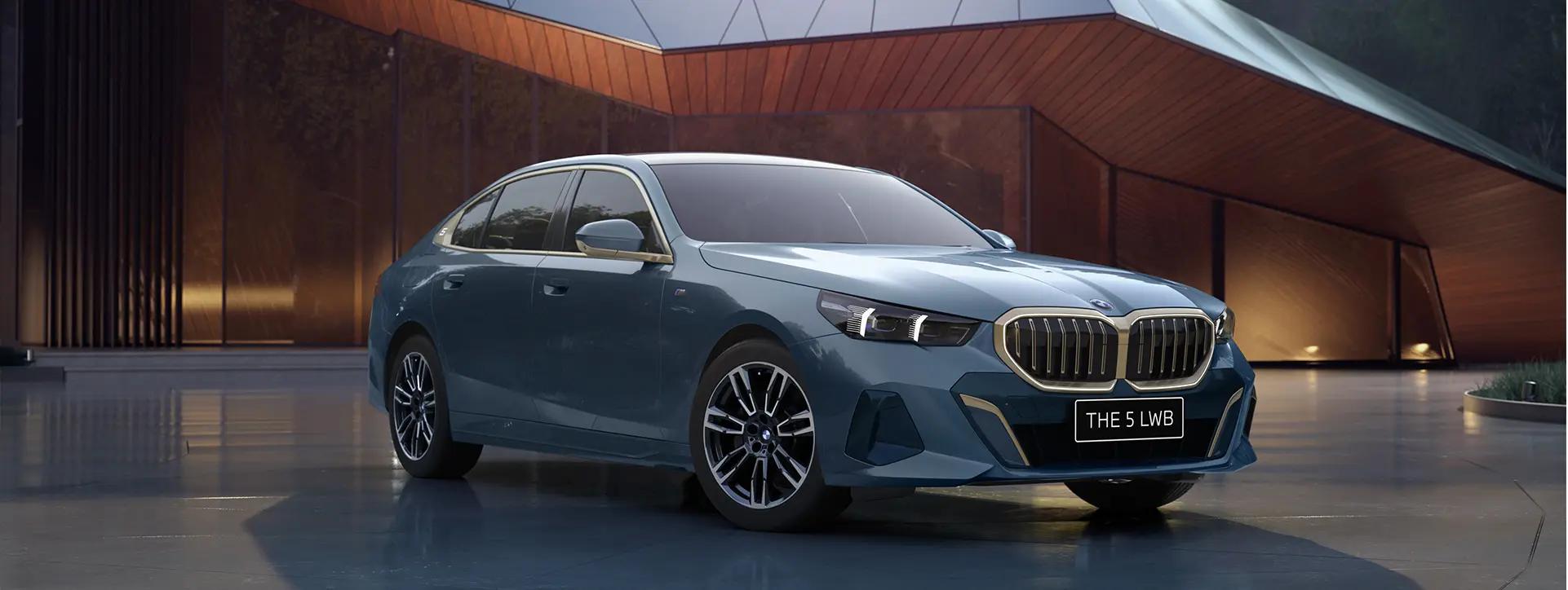 BMW 5 Series Right Front Three Quarter BMW 5 Series Right Front Three Quarter