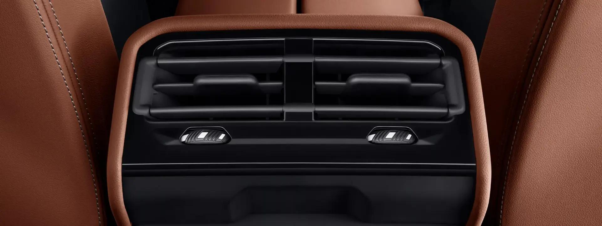 BMW 5 Series AC Vents(Floor) BMW 5 Series AC Vents(Floor)