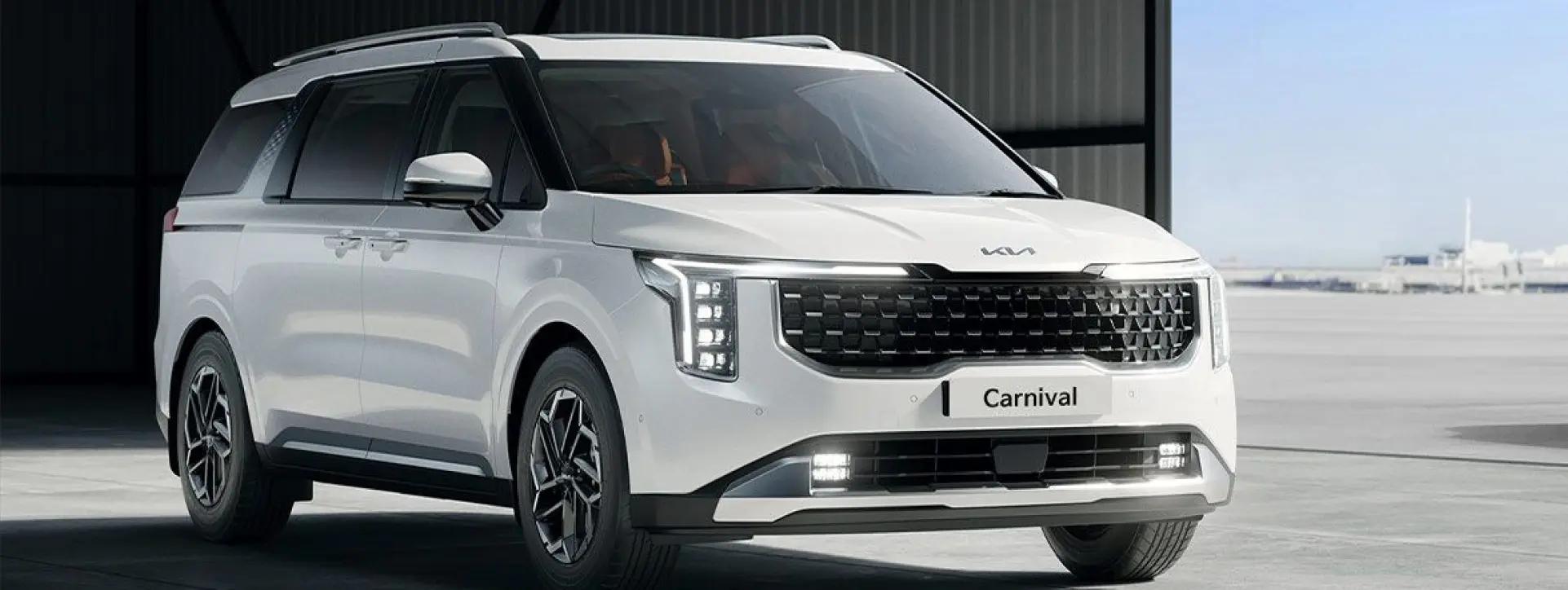 Kia Carnival Right Front Three Quarter Kia Carnival Right Front Three Quarter