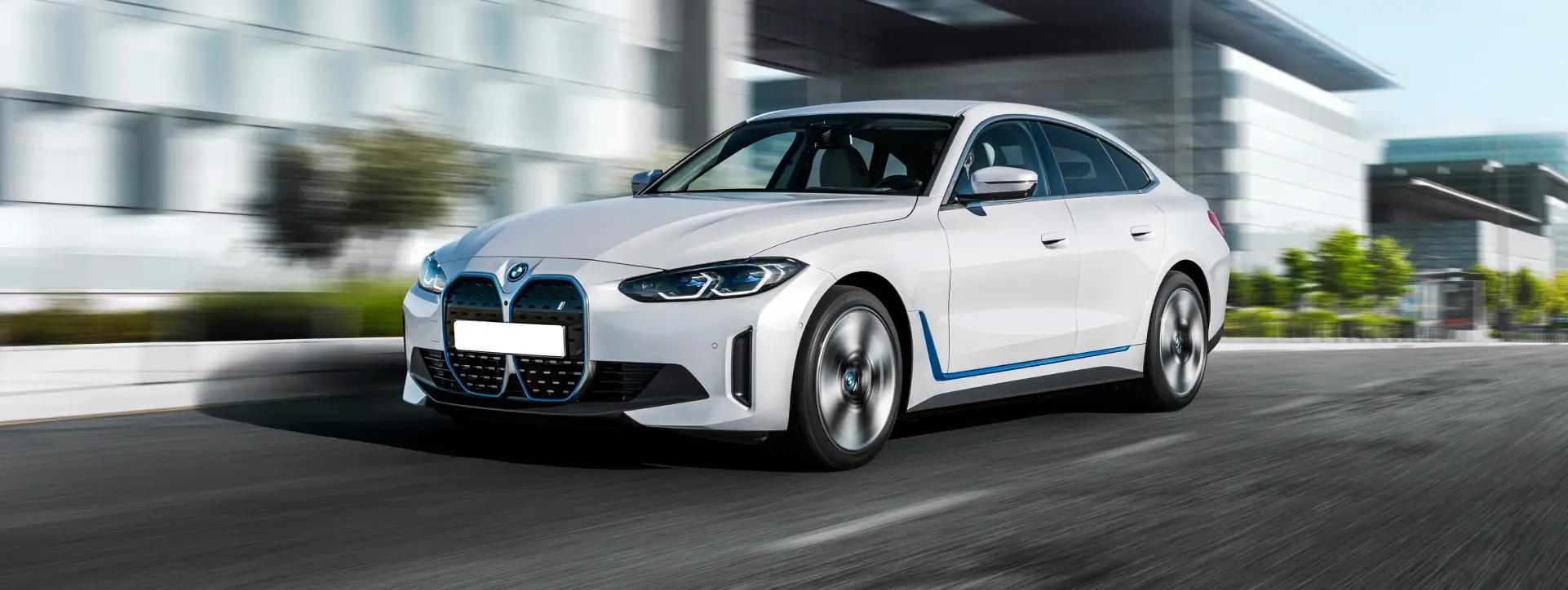 BMW i4 Front Left View (Outdoor) BMW i4 Front Left View (Outdoor)