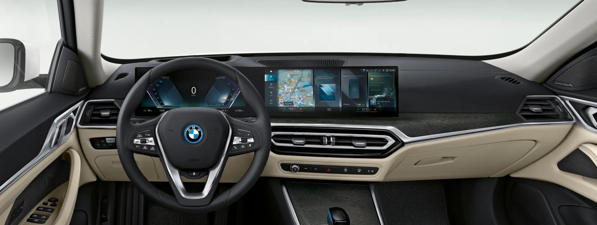 BMW i4 Driver-oriented cockpit BMW i4 Driver-oriented cockpit