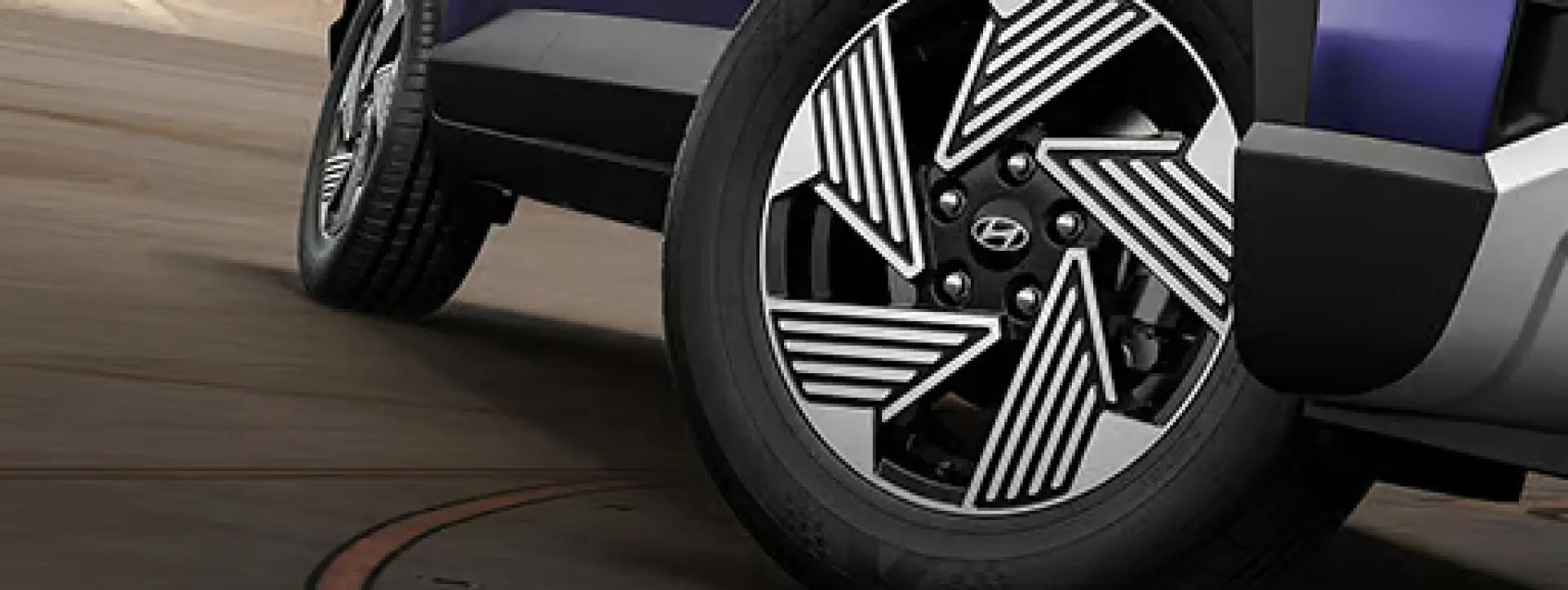 Hyundai VENUE alloy wheel Hyundai VENUE alloy wheel