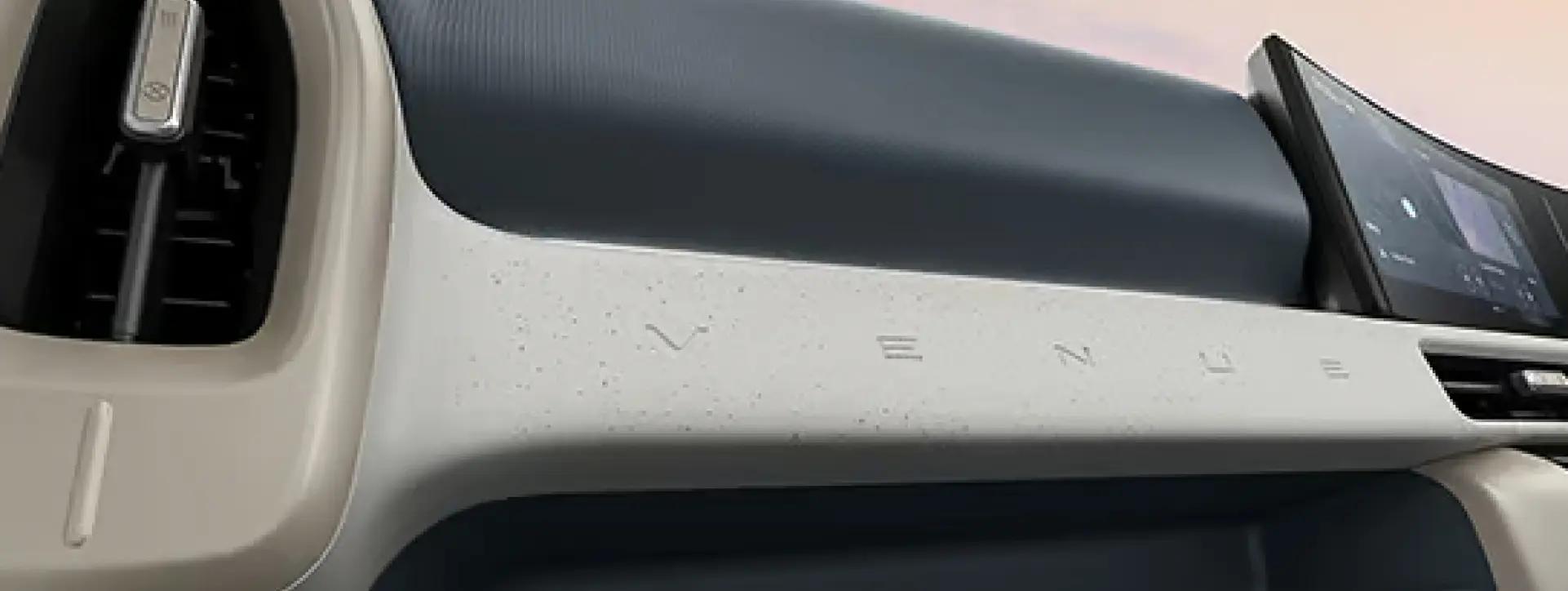 Hyundai VENUE Terrazzo-textured crash pad finish Hyundai VENUE Terrazzo-textured crash pad finish