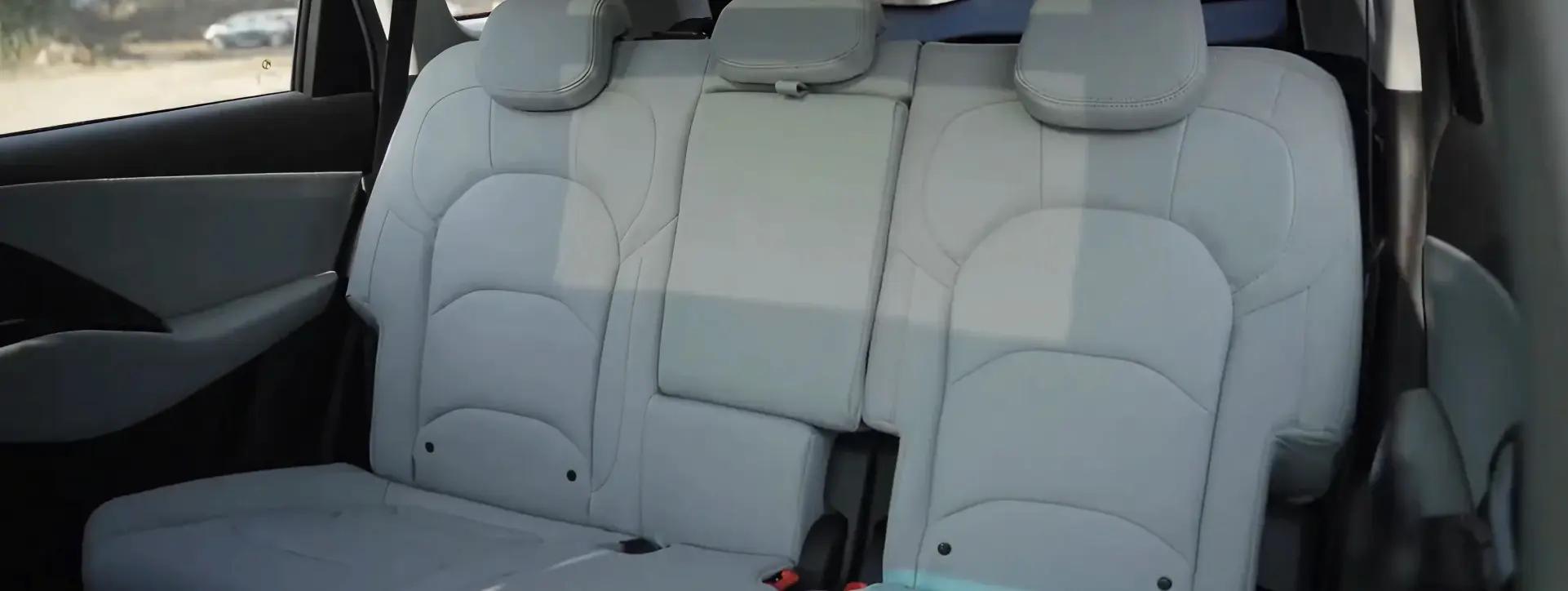 Morris Garages Hector Plus Rear Seats Morris Garages Hector Plus Rear Seats