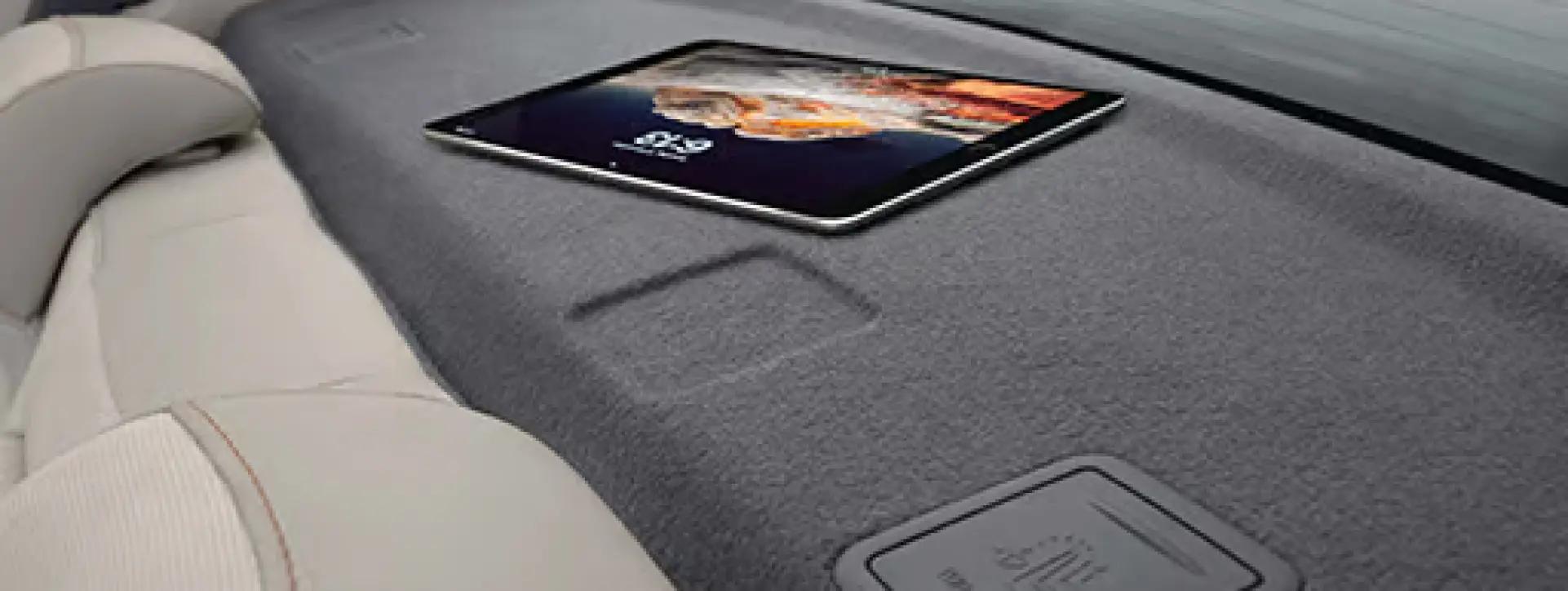 Hyundai Aura Rear Parcel Tray Hyundai Aura Rear Parcel Tray